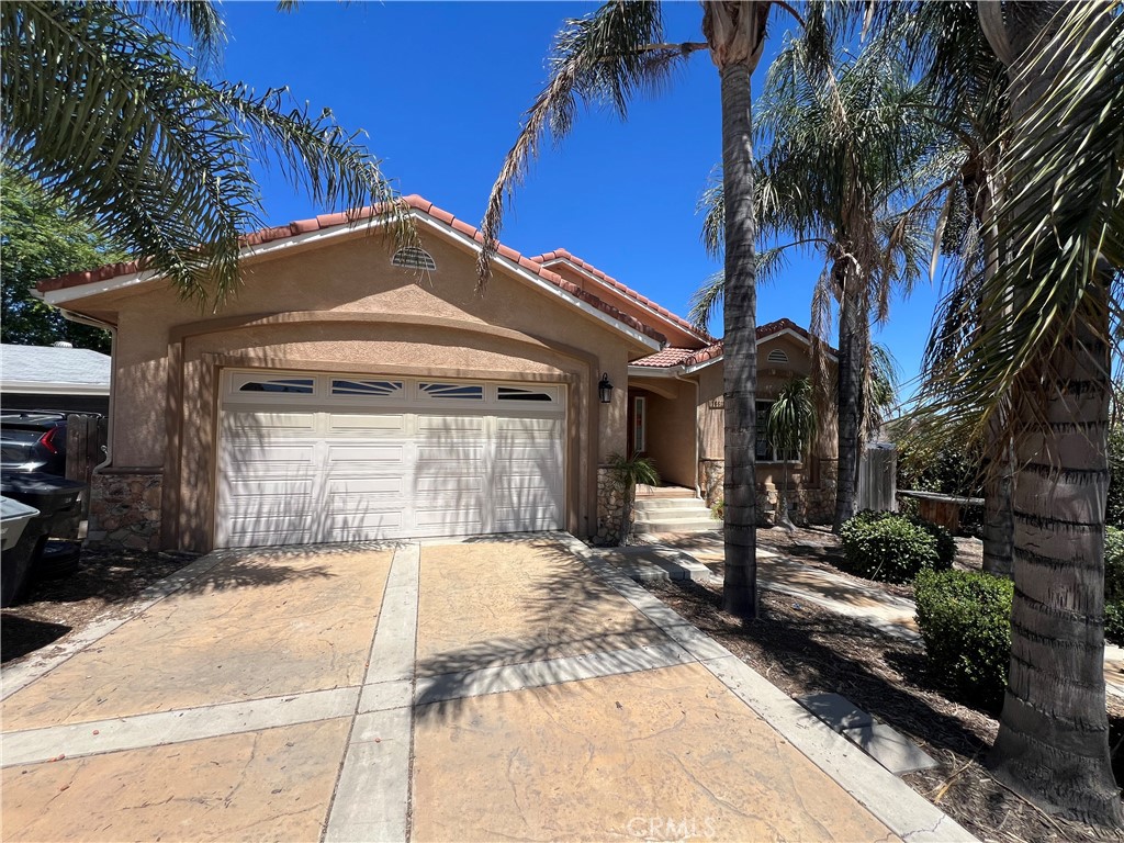 Residential Lease for rent at 16611 Mcpherson, Lake Elsinore CA featuring 4 beds and 3 baths