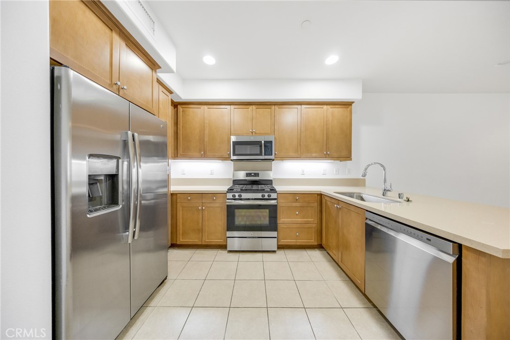 Residential Lease for rent at 316 N Calvados, Azusa CA featuring 3 beds and 3 baths
