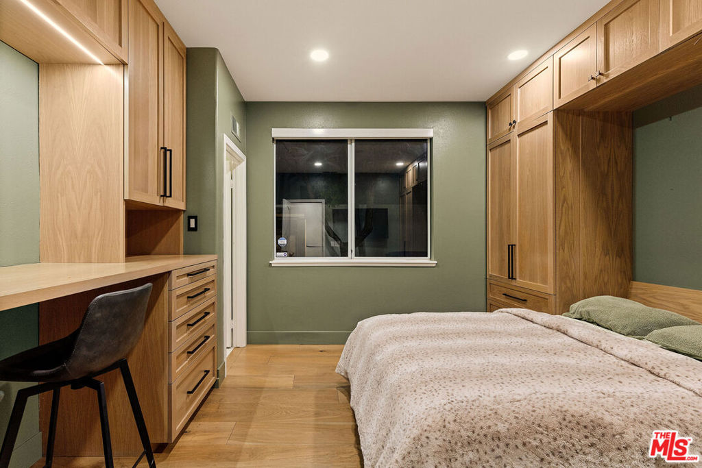 Residential Lease for rent at 22303 Dunmore Drive, Calabasas CA featuring 5 beds and 5 baths