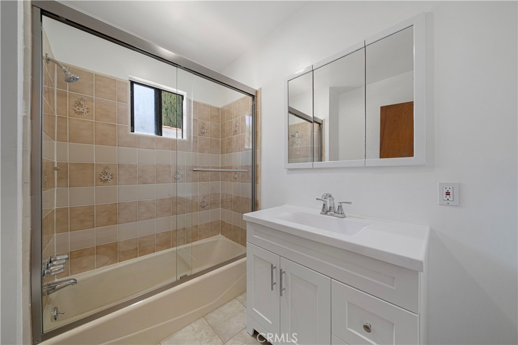 Residential Lease for rent at 3025 Sherwood, Alhambra CA featuring 3 beds and 2 baths