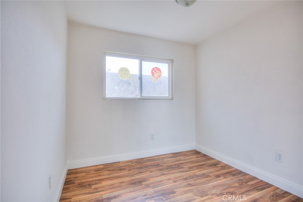 Residential Lease for rent at 13011 Pinon, Rancho Cucamonga CA featuring 3 beds and 2 baths