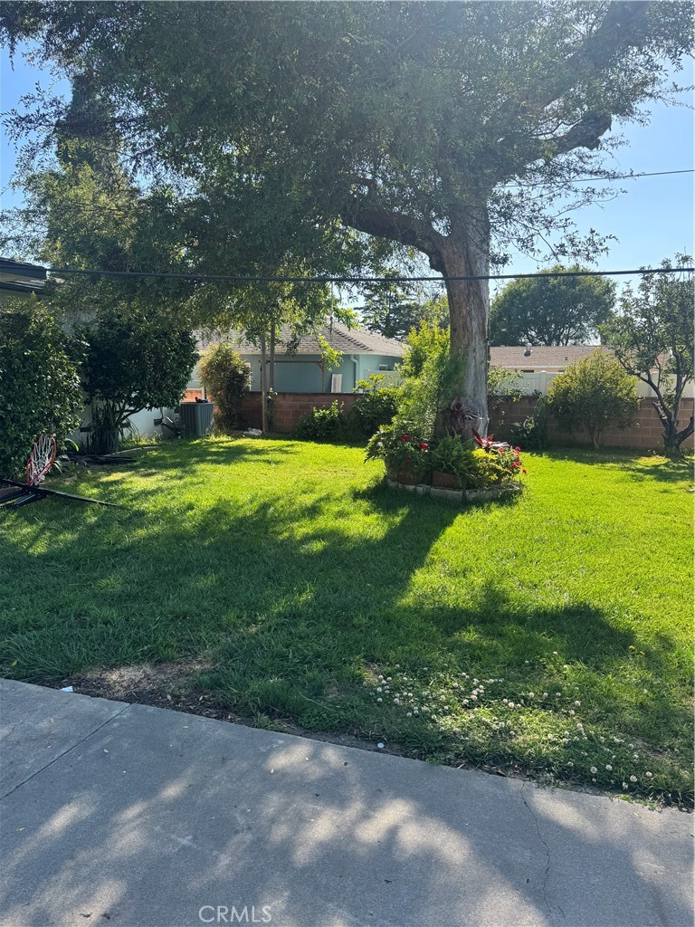 Residential Lease for rent at 2011 E Orange Grove, Orange CA featuring 4 beds and 3 baths