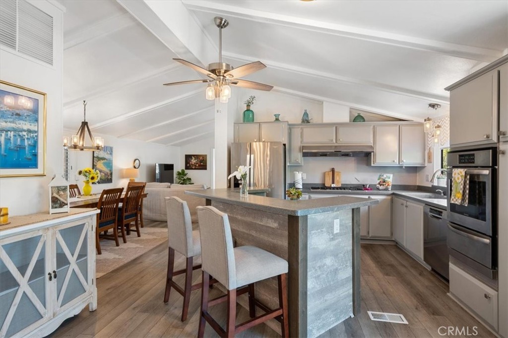 Residential for sale at 102 Sunrise, Avila Beach, San Luis Obispo CA featuring 2 beds and 2 baths