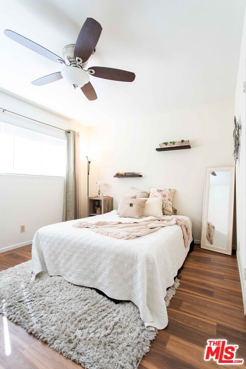 Residential Lease for rent at 4903 Indian Wood Road 108, Culver City CA featuring 3 beds and 2 baths