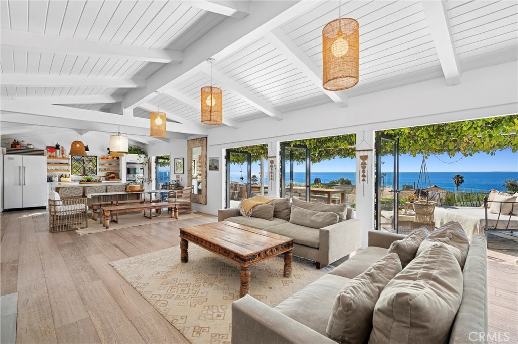 Residential Lease for rent at 31292 Monterey, Laguna Beach CA featuring 4 beds and 4 baths
