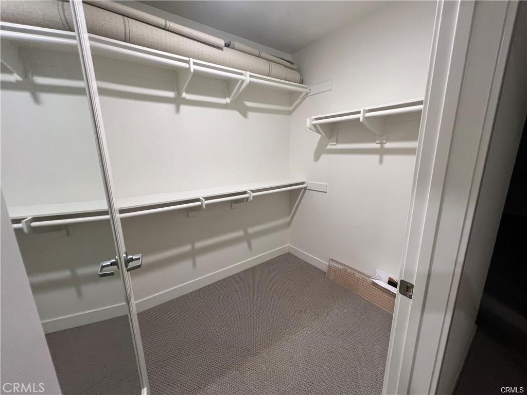 Residential Lease for rent at 1402 N Nolita, Irvine CA featuring 2 beds and 2 baths
