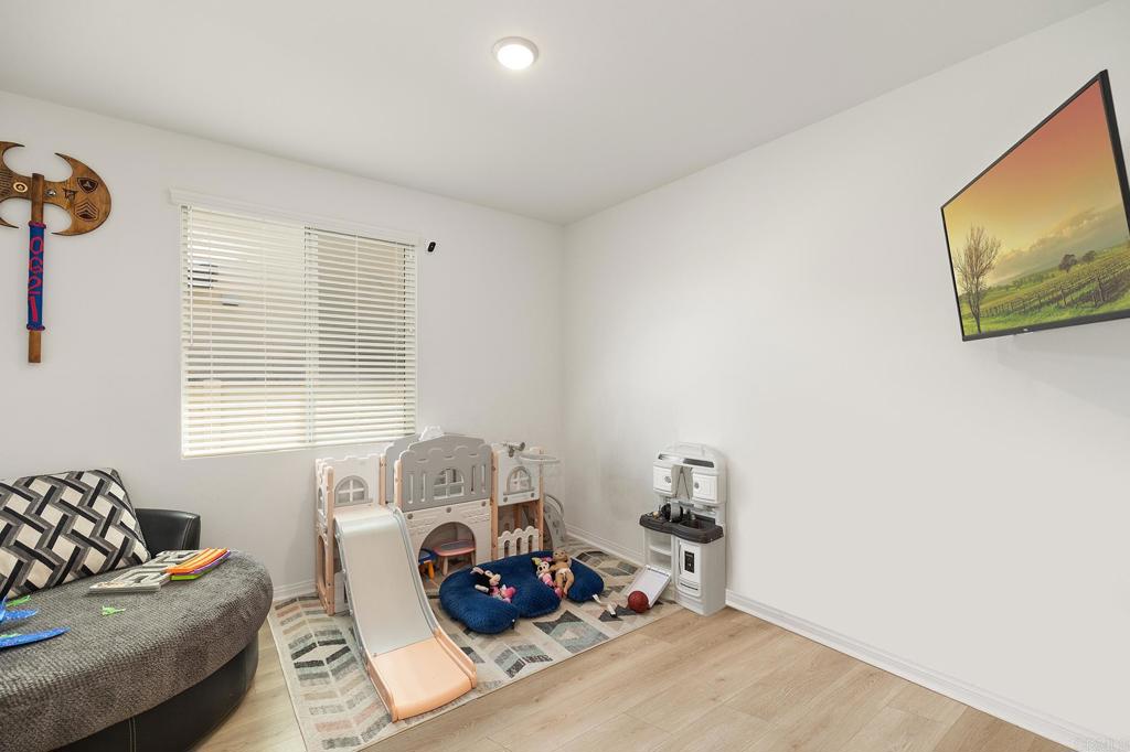Residential Lease for rent at 32257 Jeter Ln, Menifee CA featuring 4 beds and 3 baths