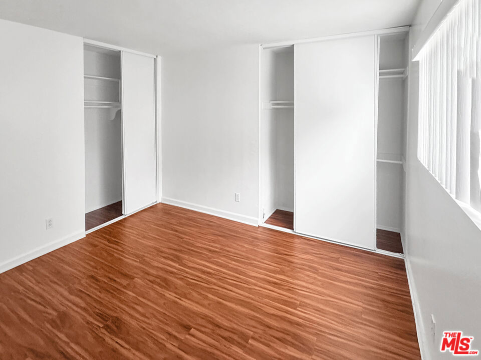 Residential Lease for rent at 972 Larrabee Street 221, West Hollywood CA featuring 1 bed and 1 bath