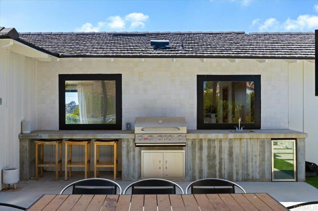 Residential Lease for rent at 3170 Falcon Drive, Carlsbad, San Diego County CA featuring 5 beds and 3 baths