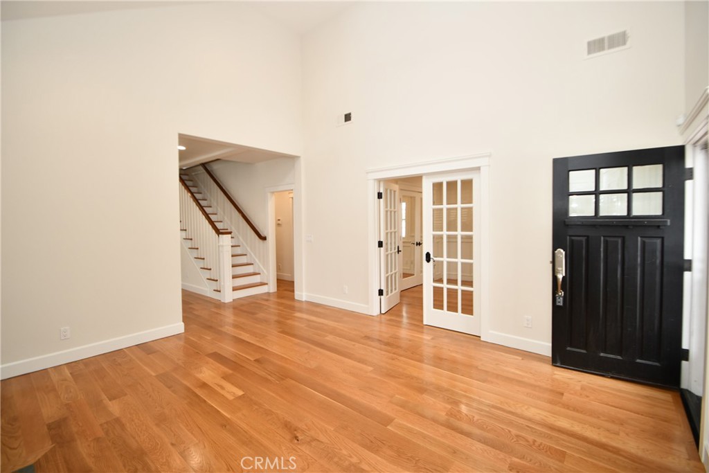 Residential Lease for rent at 409 S Gertruda, Redondo Beach CA featuring 5 beds and 4 baths