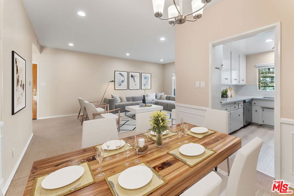 Residential Lease for rent at 115 Marguerita Avenue C, Santa Monica, Los Angeles County, CA featuring 1 bed and 1 bath