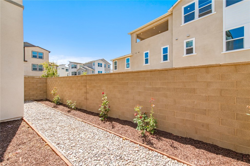 Residential Lease for rent at 243 Yerba, Irvine CA featuring 4 beds and 4 baths