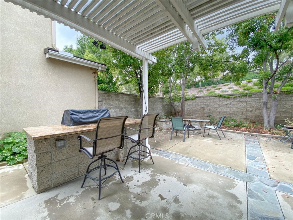 Residential Lease for rent at 73 Plateau, Aliso Viejo CA featuring 3 beds and 3 baths
