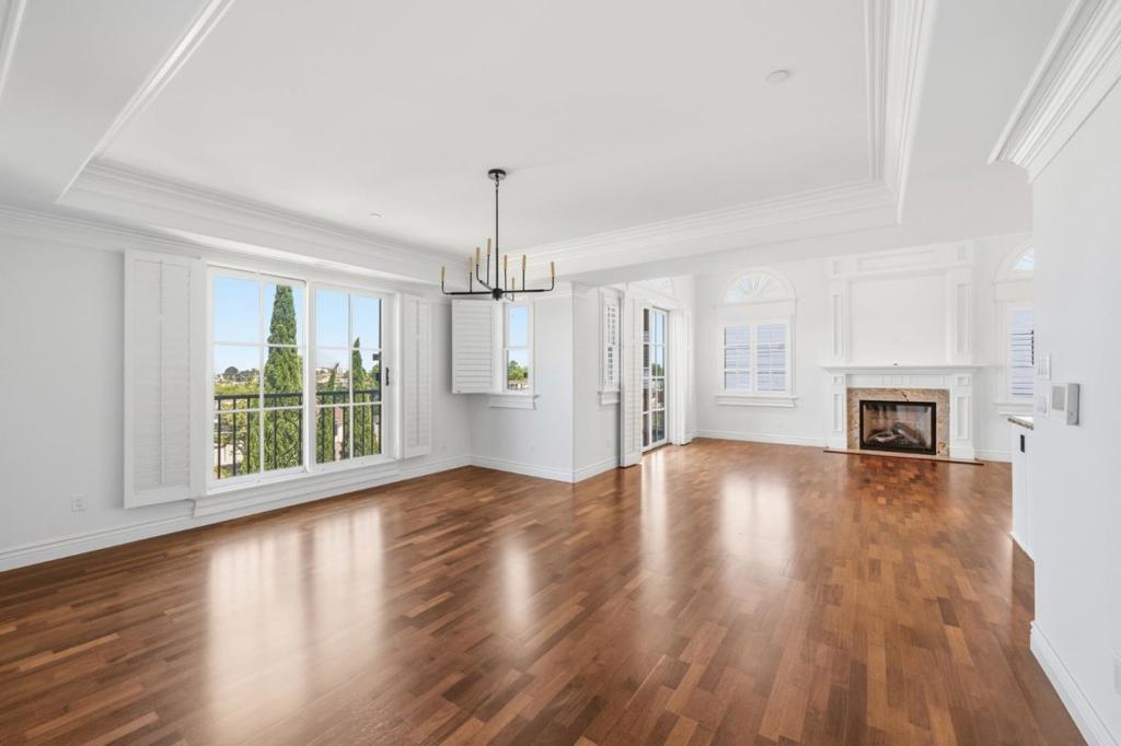 Residential Lease for rent at 1226 El Camino Real 403, Burlingame CA featuring 2 beds and 2 baths