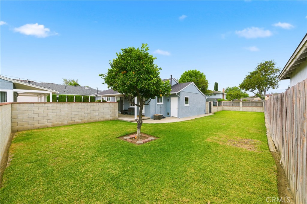 Residential Lease for rent at 6266 N Muscatel N, Temple City CA featuring 2 beds and 1 bath