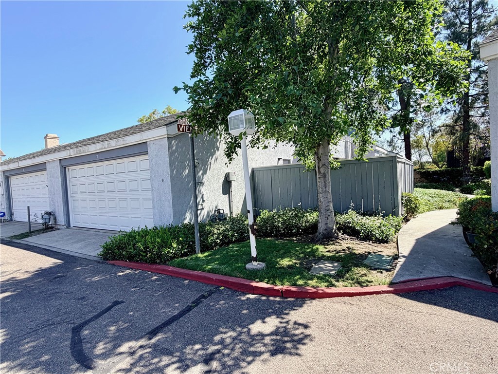 Residential Lease for rent at 2 Tonada, Irvine CA featuring 3 beds and 2 baths