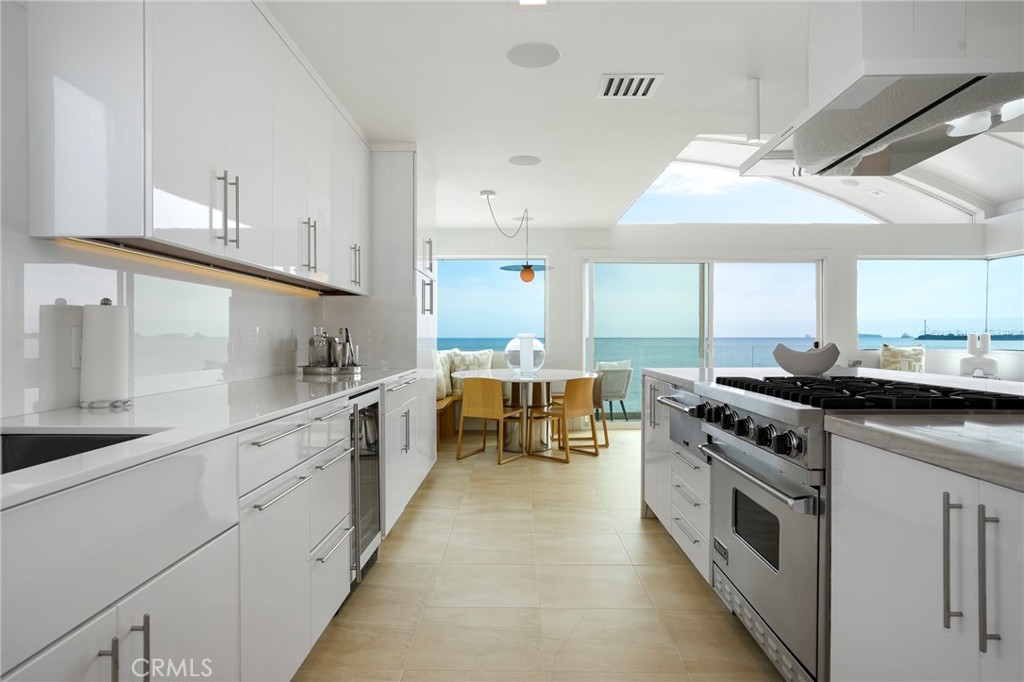 Active for sale at Long Beach, CA, Long Beach, CA CA and 4 baths