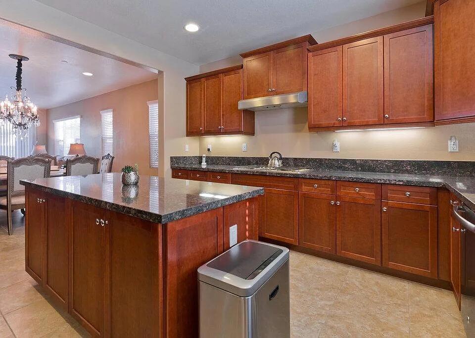 Residential Lease for rent at 462 Via De La Paz, Palm Desert CA featuring 4 beds and 3 baths