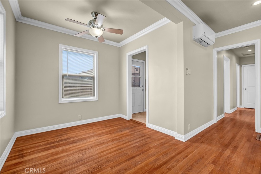 Residential Lease for rent at 4279 E Jacinto, Long Beach, Los Angeles County CA featuring 1 bed and 1 bath