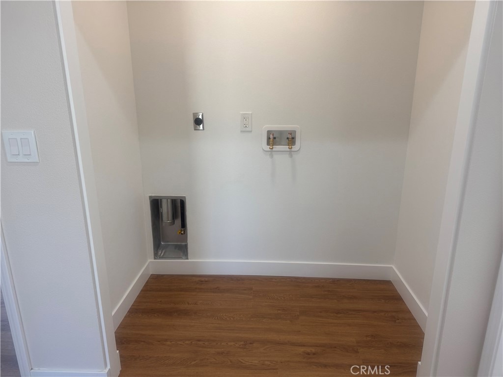 Residential Lease for rent at 7661 El Rovia, Buena Park CA featuring 3 beds and 2 baths