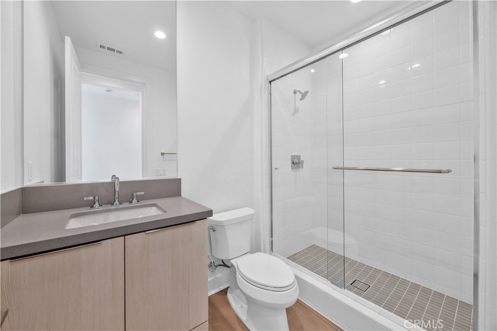 Residential Lease for rent at 169 Creation, Irvine CA featuring 5 beds and 5 baths