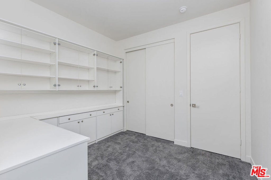 Residential Lease for rent at 2700 E CHAUCER Street 34, Los Angeles, Los Angeles County CA featuring 4 beds and 4 baths