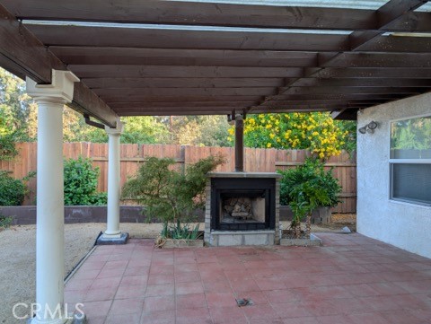 Residential Lease for rent at 217 Tamarisk, Redlands CA featuring 3 beds and 2 baths