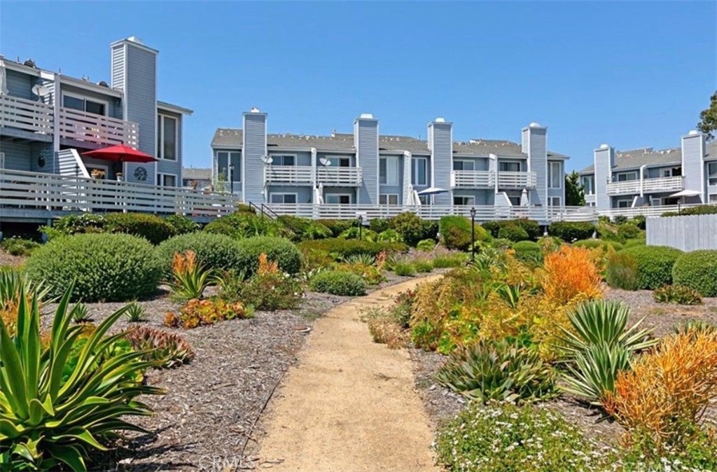 Residential Lease for rent at 24601 Harbor View Drive, Dana Point CA featuring 3 beds and 3 baths