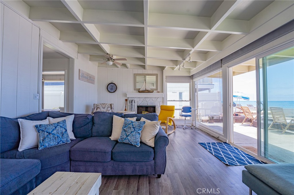 Residential Lease for rent at 35531 Beach Road, Dana Point CA featuring 3 beds and 2 baths