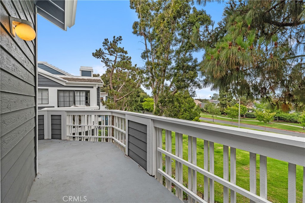 Residential Lease for rent at 8211 Mainsail Drive 202, Huntington Beach CA featuring 2 beds and 2 baths