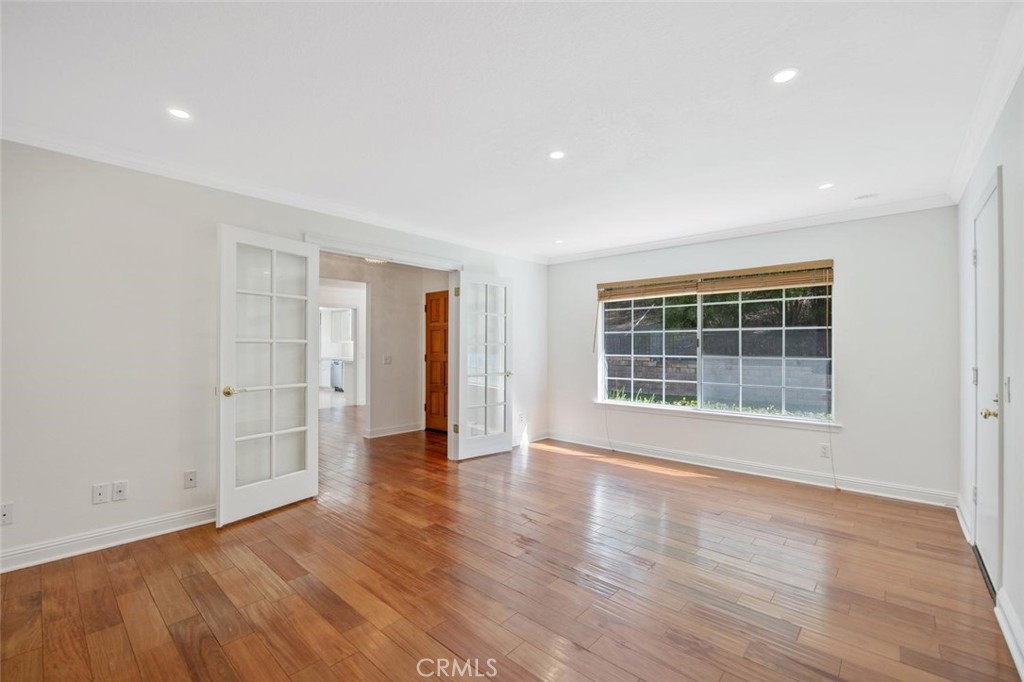Residential Lease for rent at 5974 Ruthwood, Calabasas CA featuring 3 beds and 3 baths