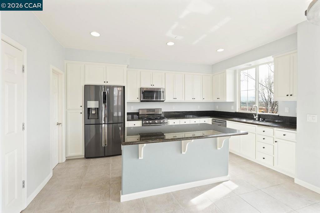 Residential Lease for rent at 207 Heligan Lane, Livermore CA featuring 2 beds and 3 baths