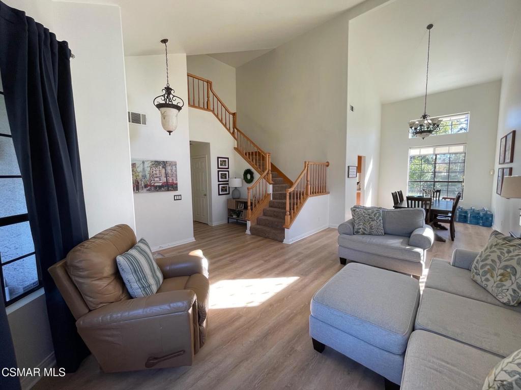 Residential Lease for rent at 4708 Via Cupertino, Camarillo CA featuring 4 beds and 3 baths