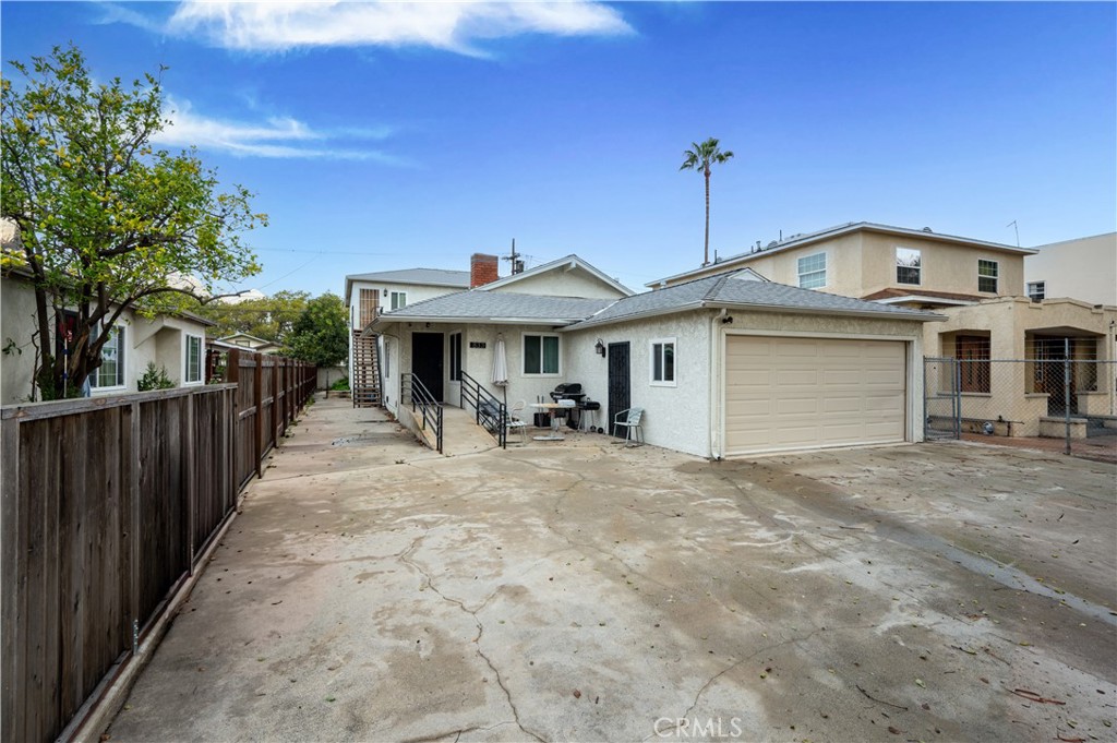 Residential for sale at 833 W 41st Drive, Los Angeles CA featuring 6 beds and 4 baths
