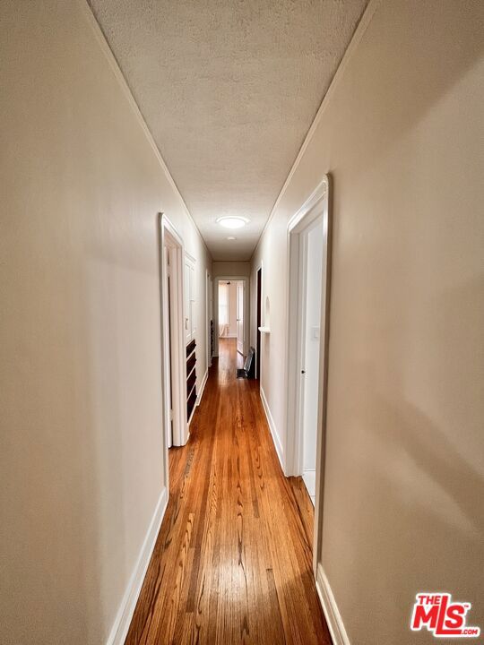 Residential Lease for rent at 496 E 52nd Street, Long Beach, Los Angeles County CA featuring 3 beds and 2 baths