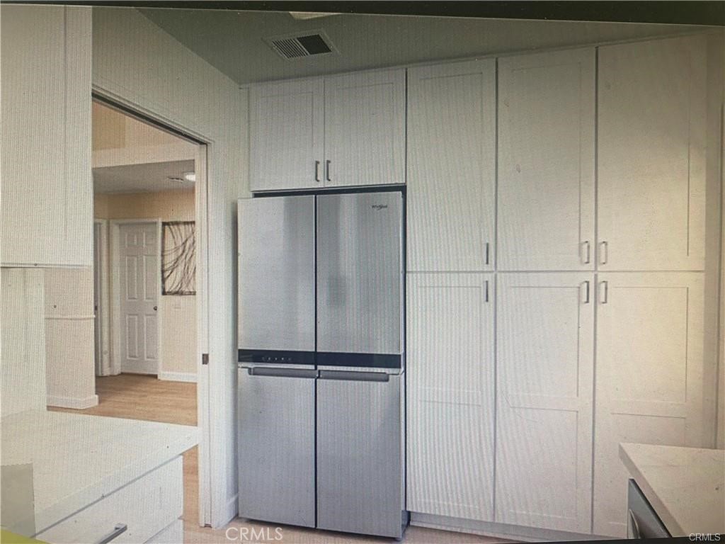 Residential Lease for rent at 5 Wellesley, Irvine CA featuring 3 beds and 2 baths
