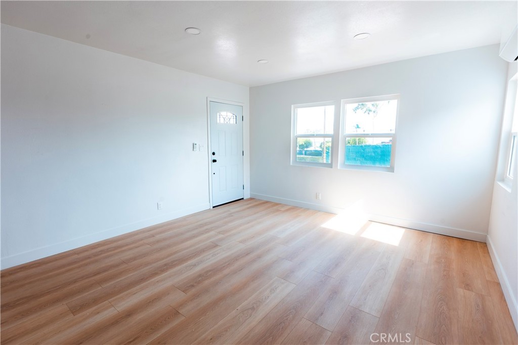 Residential Lease for rent at 780 E Walton, Signal Hill CA featuring 3 beds and 2 baths