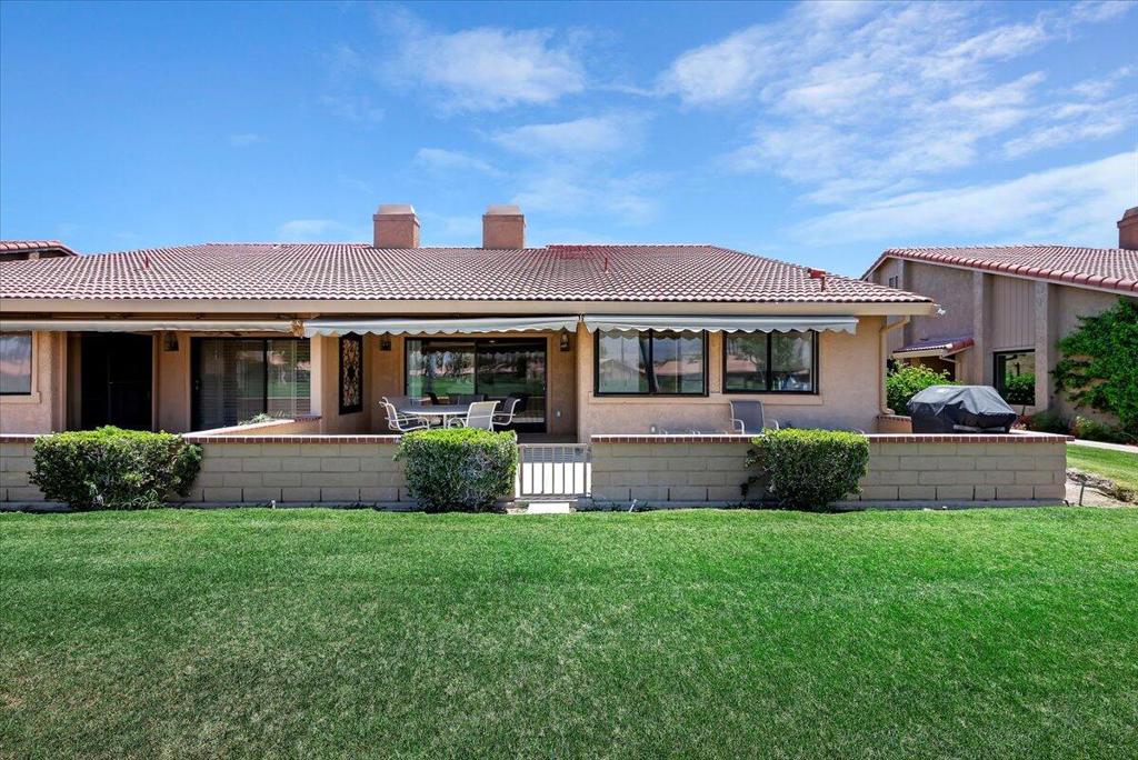 Residential Lease for rent at 28 Conejo Circle, Palm Desert CA featuring 3 beds and 3 baths