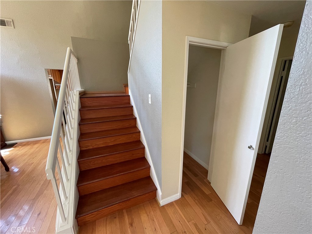 Residential Lease for rent at 955 Longview, Diamond Bar CA featuring 5 beds and 3 baths