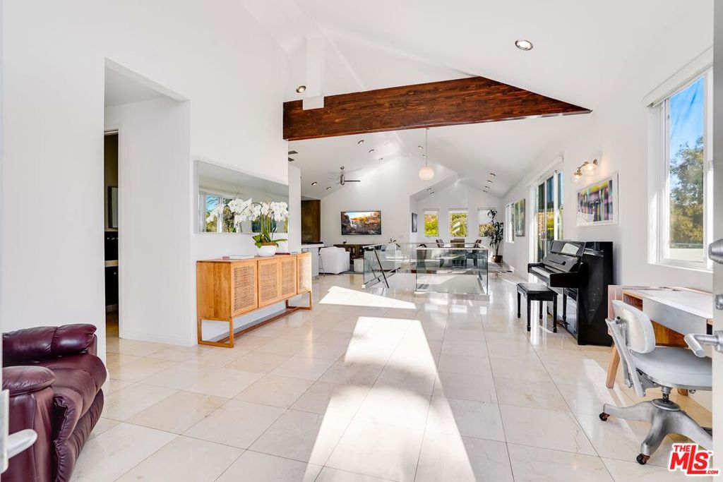 Residential Lease for rent at 28927 W Beach Lane, Malibu CA featuring 4 beds and 3 baths