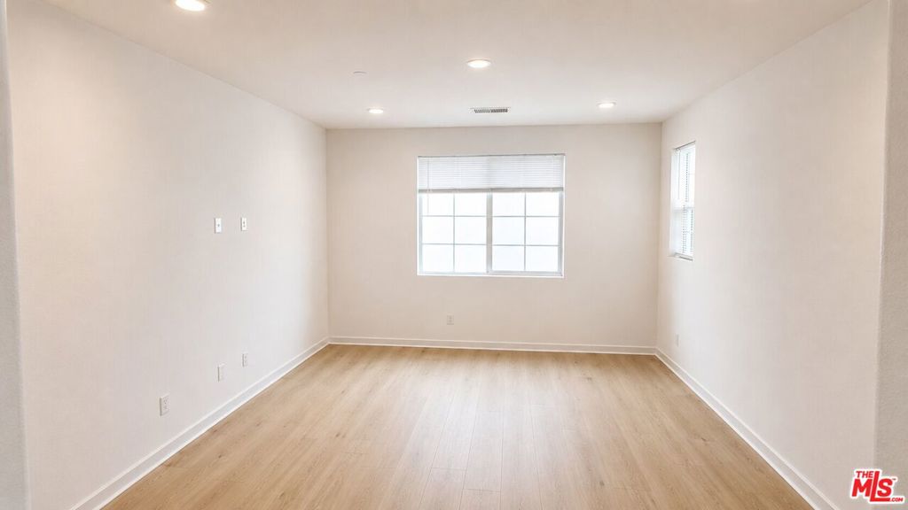 Residential Lease for rent at 6972 Calla Lily Drive, Fontana CA featuring 4 beds and 3 baths