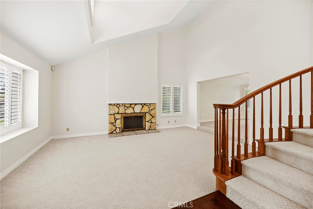 Residential Lease for rent at 4015 San Antonio, Yorba Linda CA featuring 5 beds and 3 baths