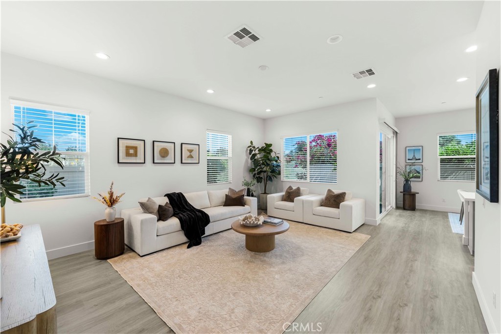 Residential Lease for rent at 5198 Arlington, Chino Hills CA featuring 5 beds and 4 baths