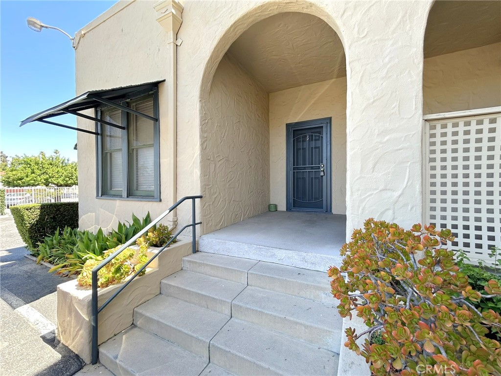 Residential Lease for rent at 24 W Olive Avenue 5, Redlands CA featuring 1 bed and 1 bath