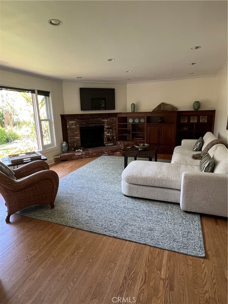 Residential Lease for rent at 109 Calle Del Pacifico, San Clemente CA featuring 3 beds and 2 baths