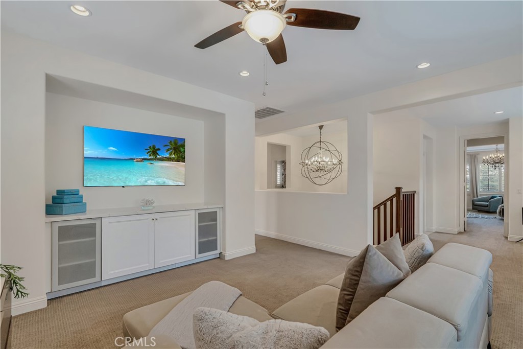 Residential Lease for rent at 74 Summerland Cir, Aliso Viejo CA featuring 4 beds and 4 baths