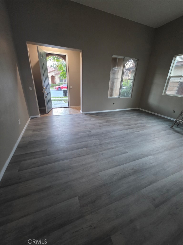 Residential Lease for rent at 1369 Veronica, Hemet CA featuring 4 beds and 3 baths