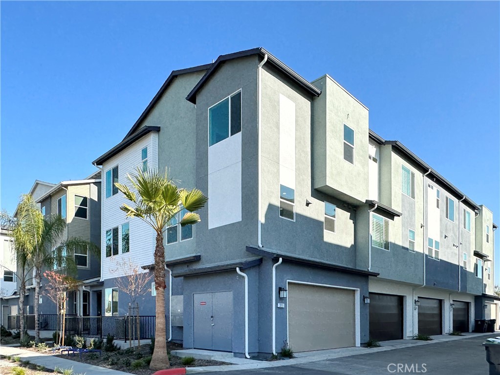 Residential Lease for rent at 311 N Standard Avenue, Santa Ana CA featuring 4 beds and 4 baths