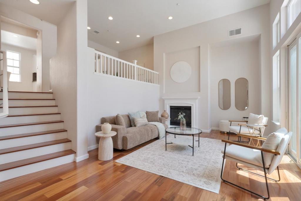 Active for sale at Santa Clara, CA, Santa Clara, CA CA and 3 baths