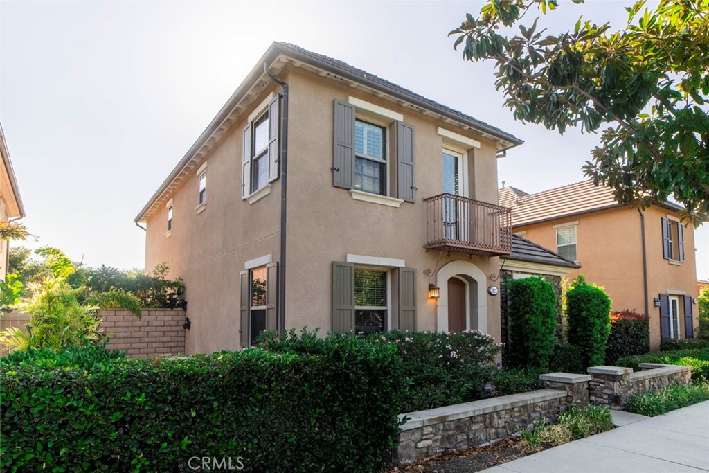 Residential Lease for rent at 92 Rinaldi, Irvine CA featuring 3 beds and 3 baths